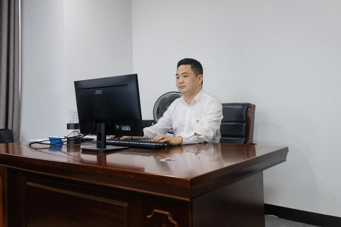 基層職工熱議黨的二十大系列報(bào)道（三） ：愛崗敬業(yè)、無私奉獻(xiàn)，在公司高質(zhì)量發(fā)展中拼搏奮斗