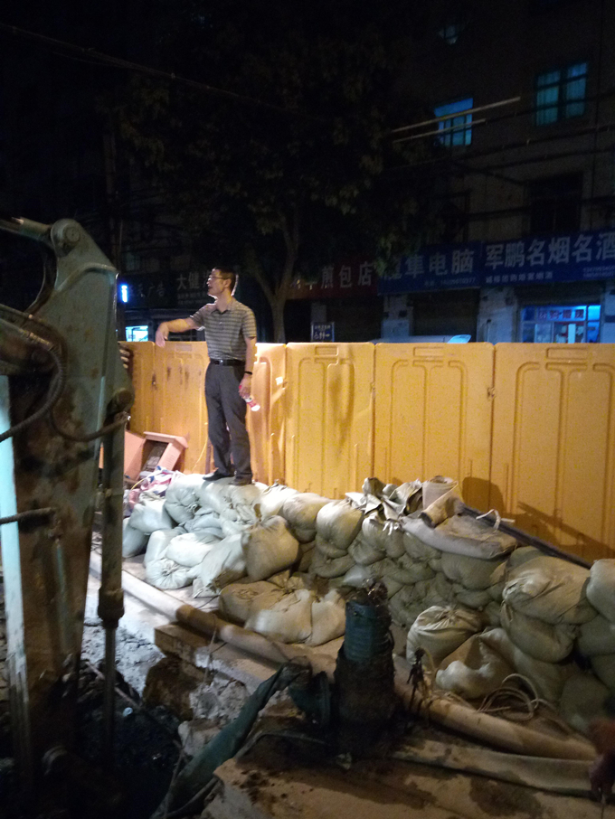 夙夜為公，一路暢通安徽交航總經(jīng)理方申柱帶領(lǐng)項(xiàng)目班子攻克項(xiàng)目難點(diǎn)紀(jì)實(shí)